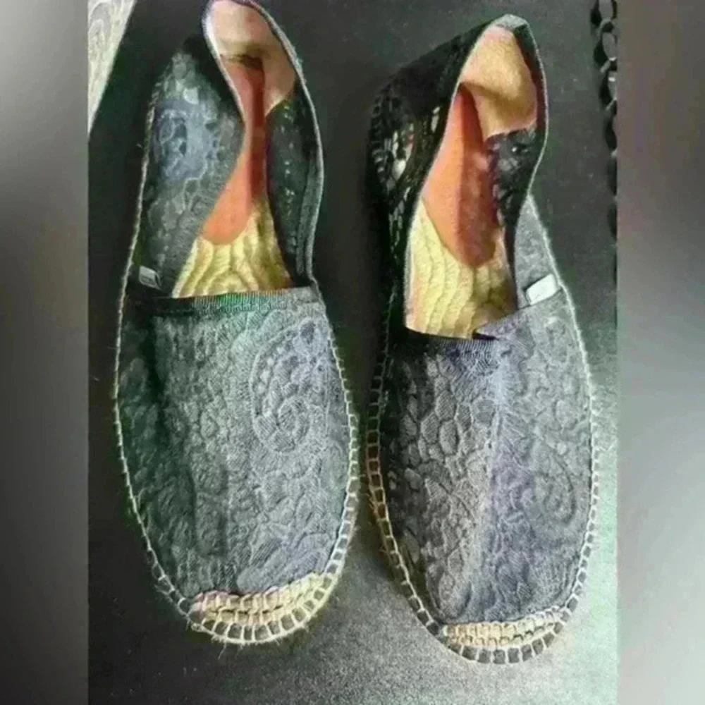 Viscata Black Flat Lace Espadrilles | Lace espadrilles, Black flats